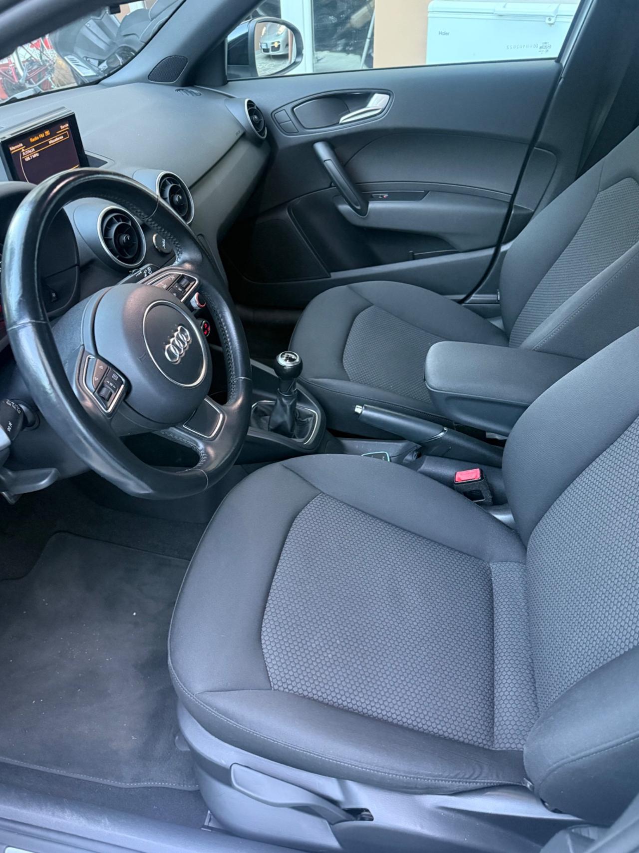 Audi A1 1.4 TDI S Line