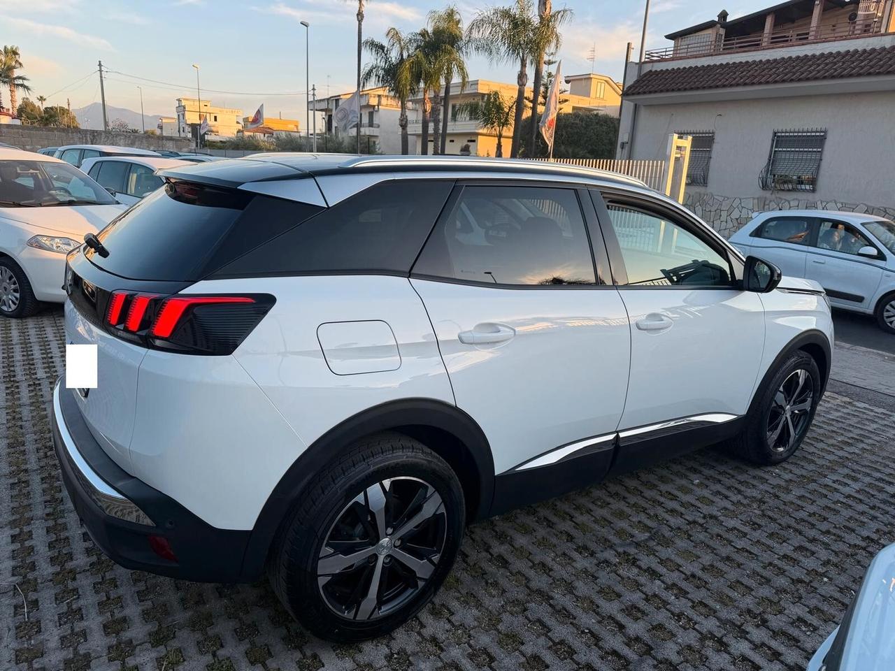 Peugeot 3008 BlueHDi 130 S&S Allure-2019