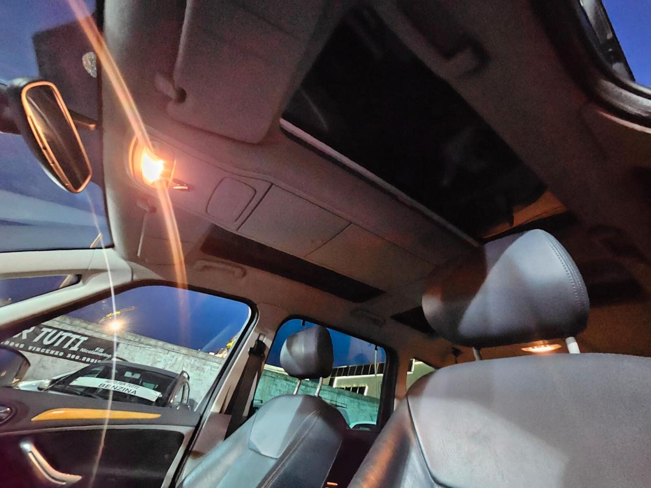 Ford Galaxy 2.0 TDCi 140 CV Ghia