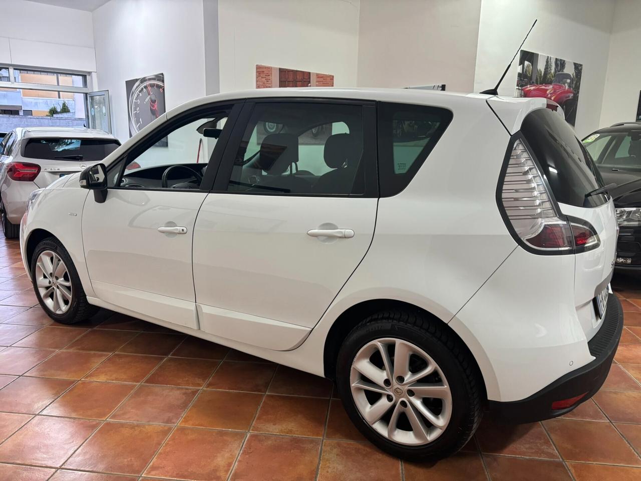 RENAULT SCENIC X-MOD 2015 DIESEL