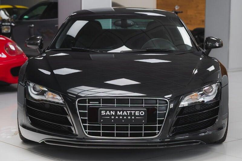 Audi R8 4.2 V8 IVA ESPOSTA