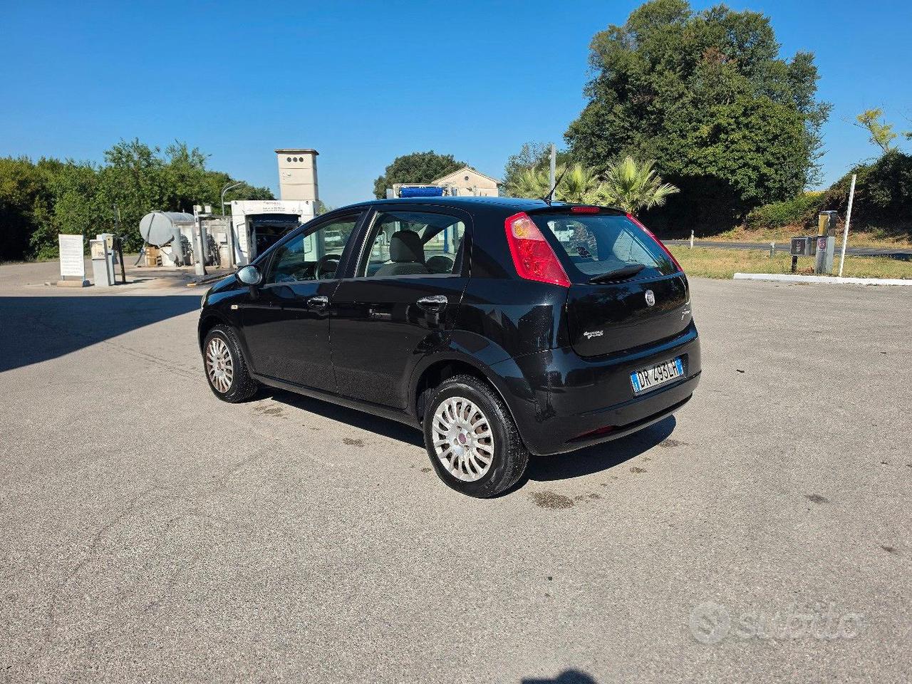 fiat grande punti 1.4 benzina e metano