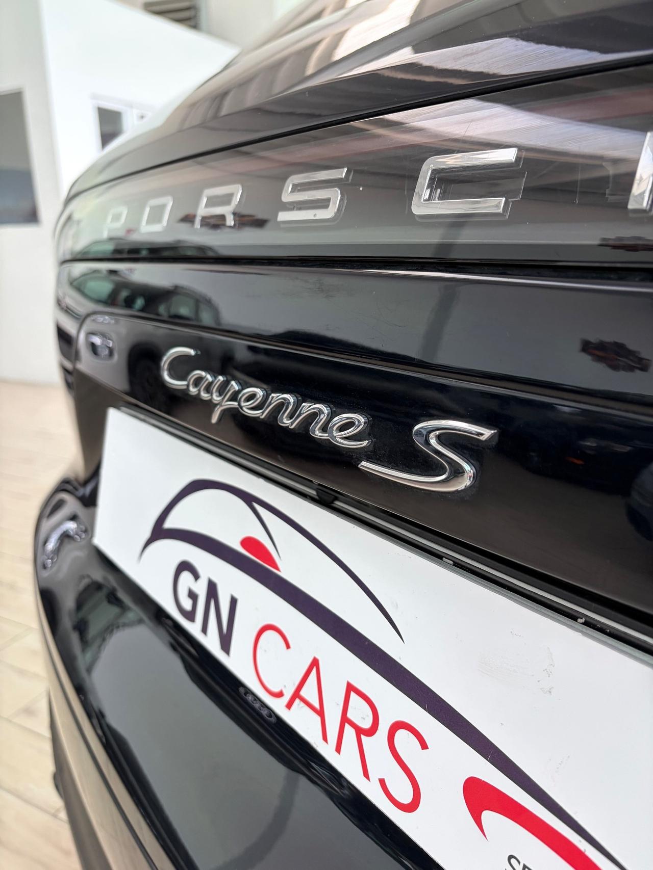 Porsche Cayenne 2.9 V6 S
