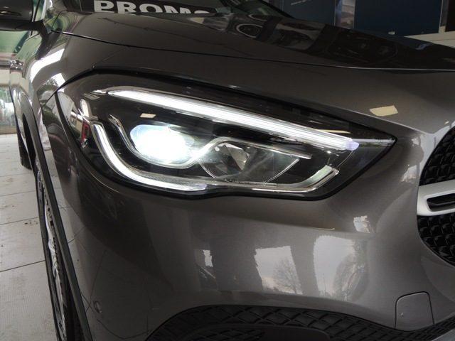 MERCEDES-BENZ GLA 200 d Automatic Business Extra