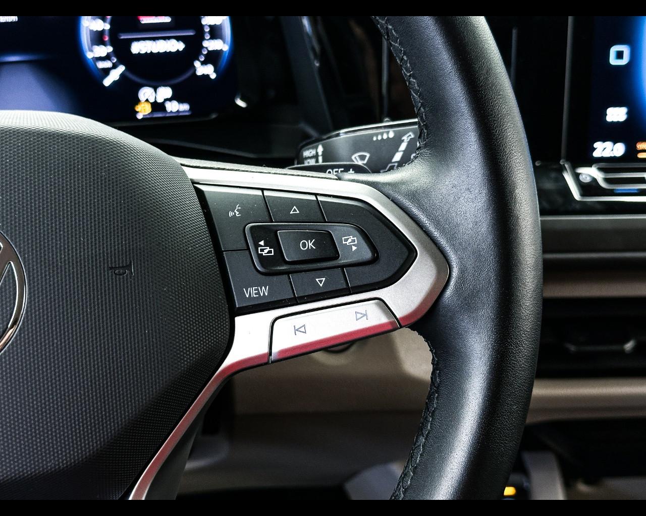 VOLKSWAGEN Multivan 7ª '21-> - Multivan 2.0 TDI 150CV DSG Space