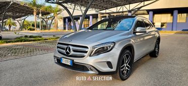 Mercedes GLA. (Tetto apribile)