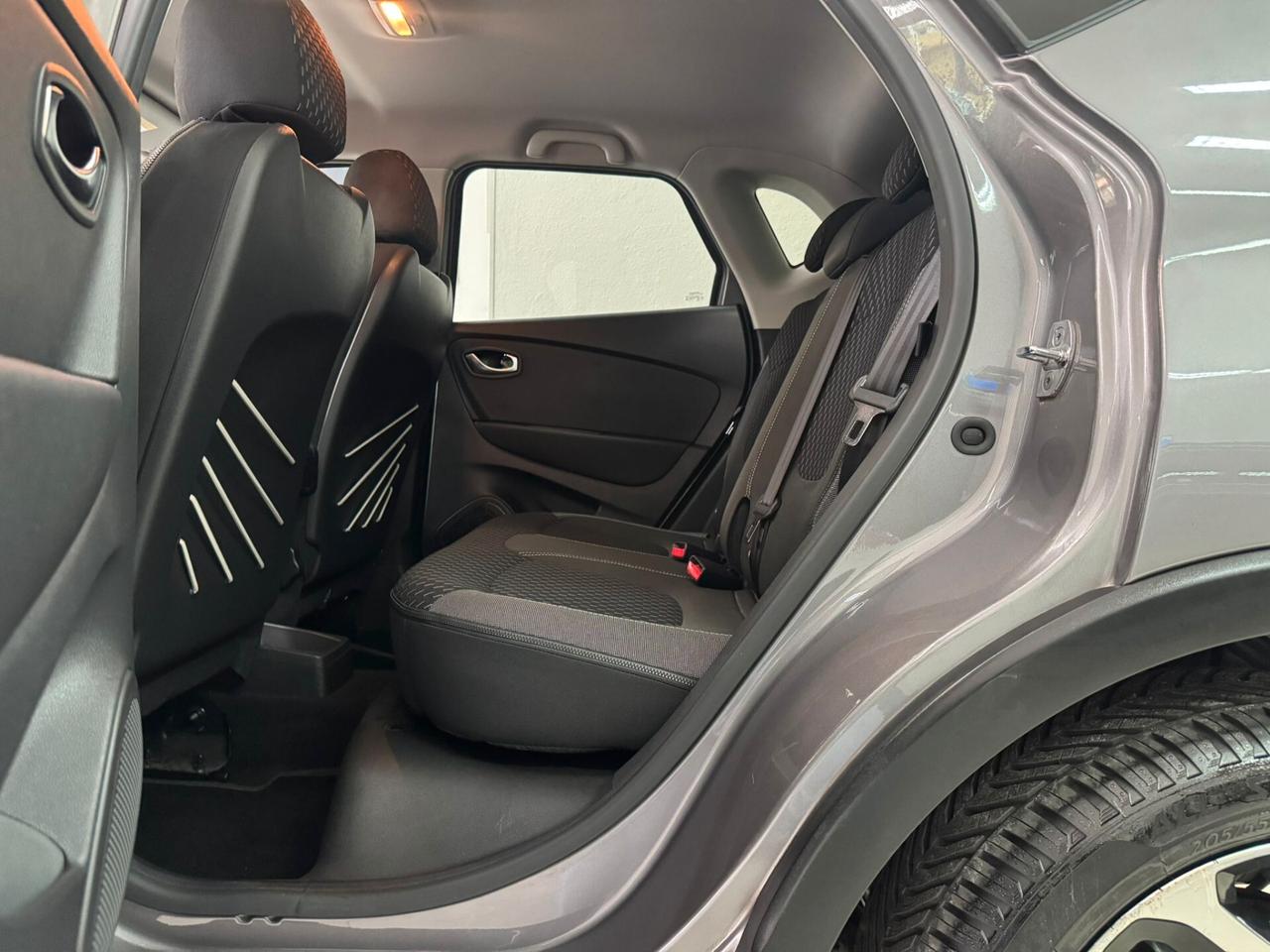 Renault Captur 1.5cc 110cv/Fari Led/53000 km/Diesel/2018/