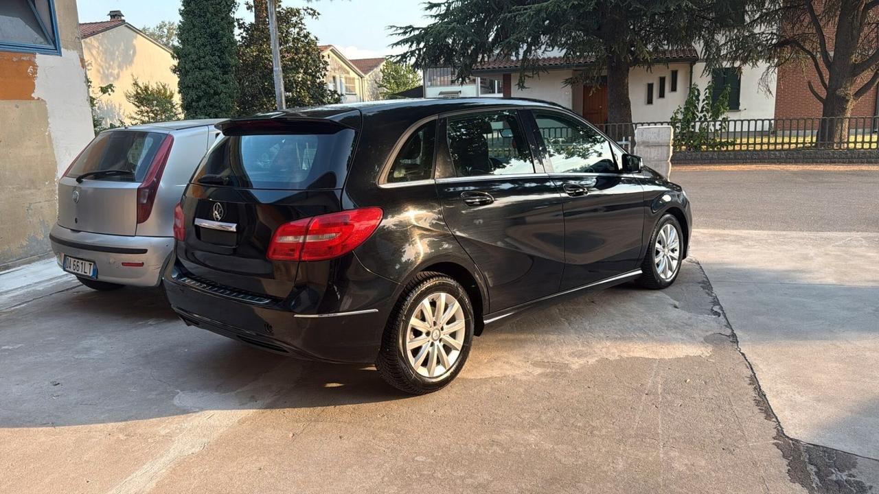 Mercedes-benz B 180 BlueEFFICIENCY Executive