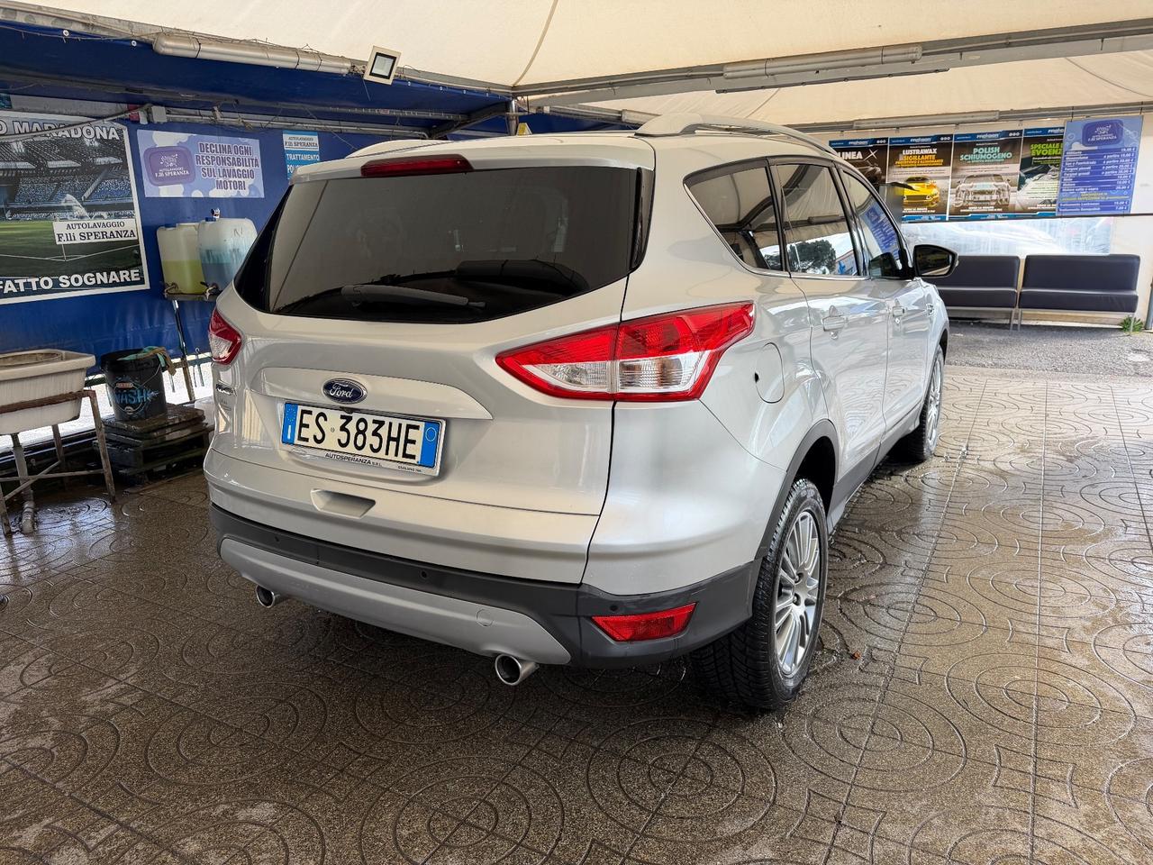 Ford Kuga 2.0 TDCI 140 CV 4WD Powershift