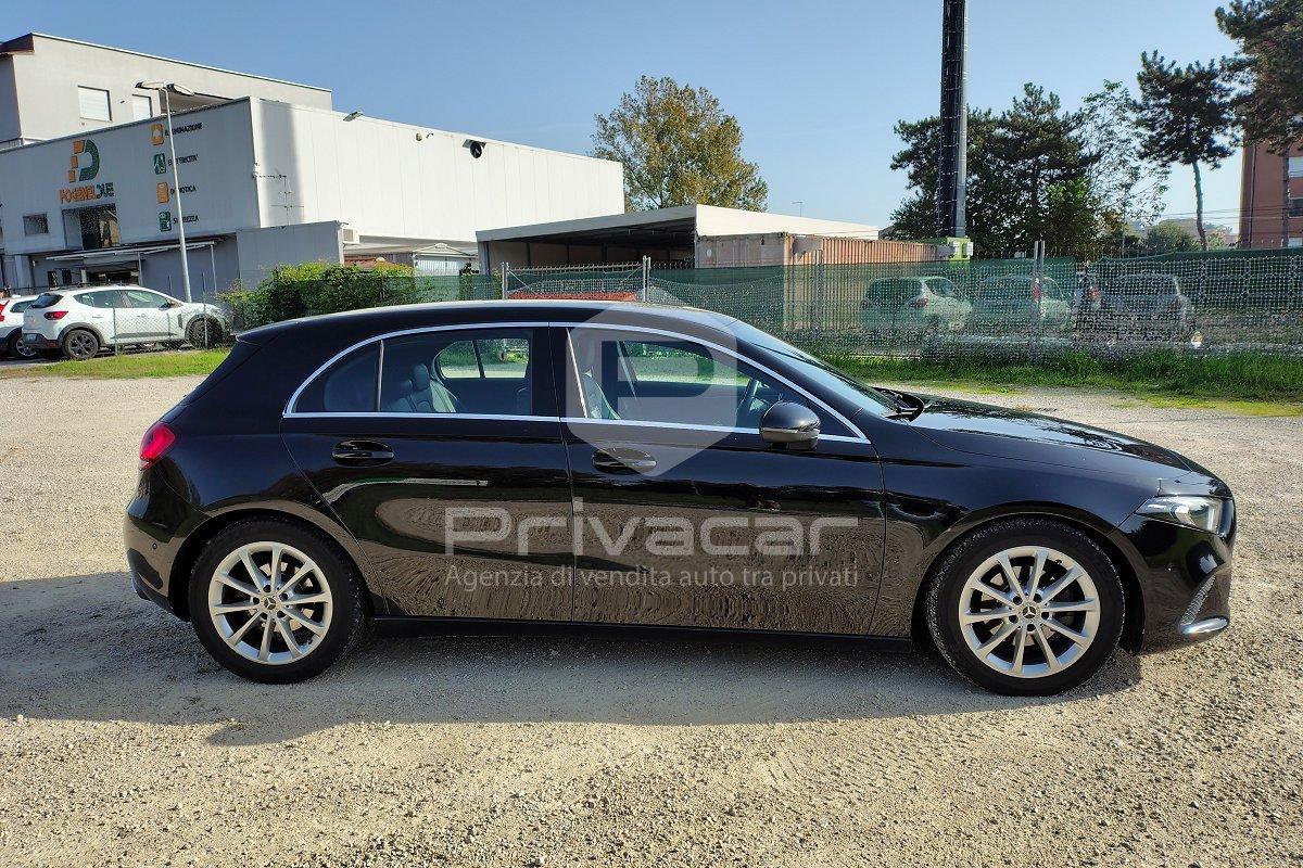 MERCEDES A 180 d Automatic Business