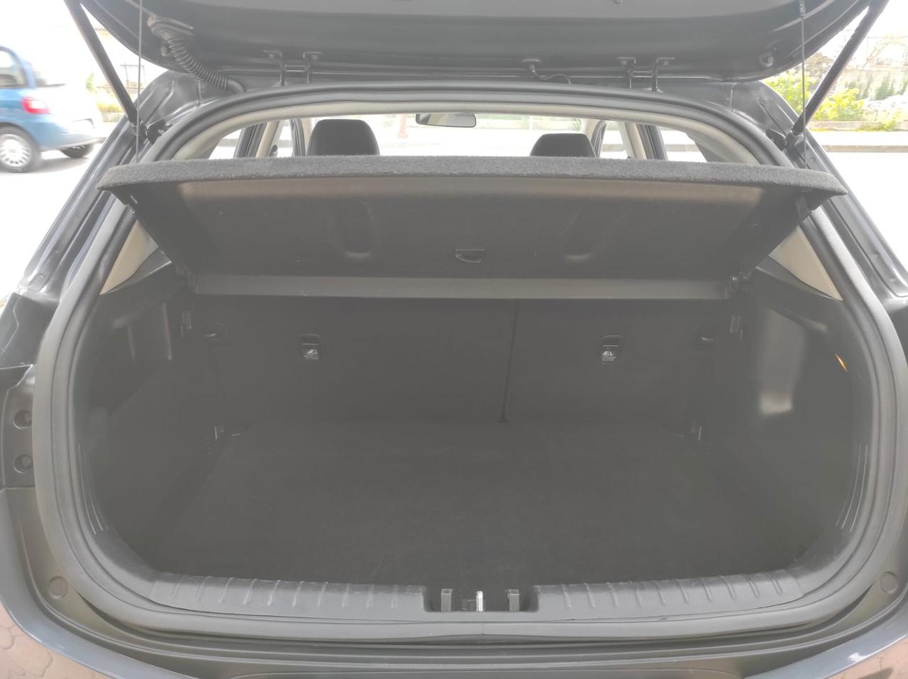 Kia Stonic 1.2 DPI Urban