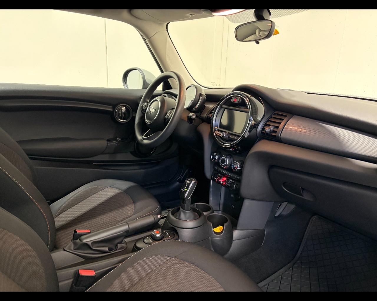 MINI MINI COOPER 3P 1.5D AUTO