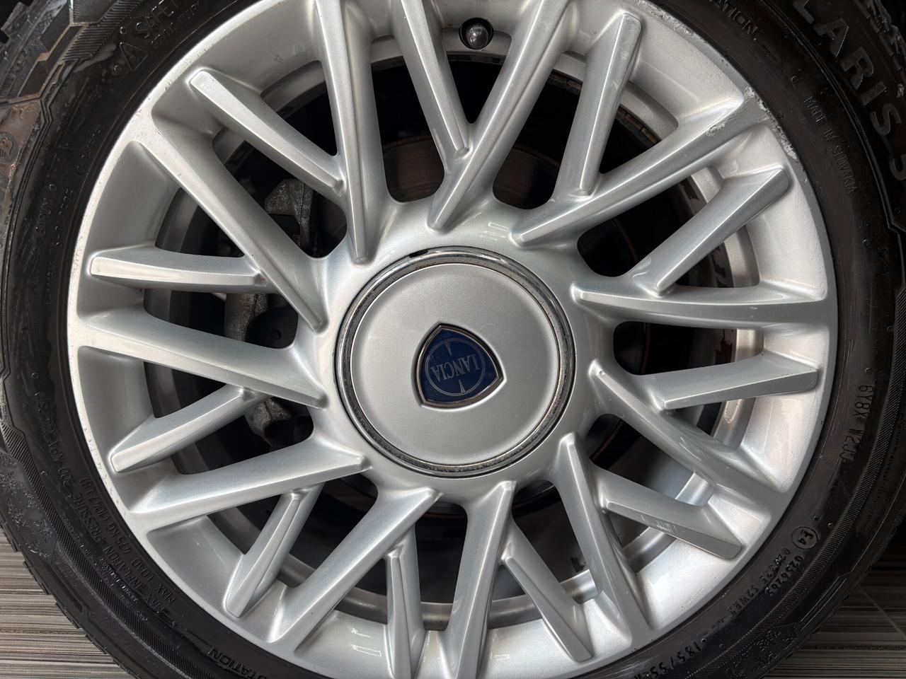 Lancia Ypsilon 1.3 MJT 16V 95 CV 5 porte S&S Gold