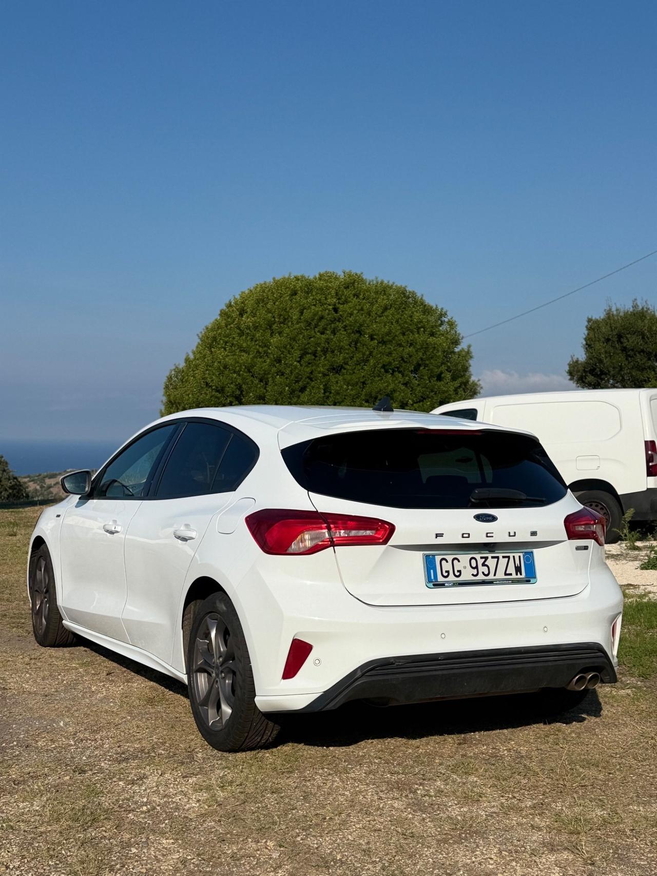 Ford Focus 1.0 EcoBoost Hybrid 155 CV Powershift 5p. ST-Line X