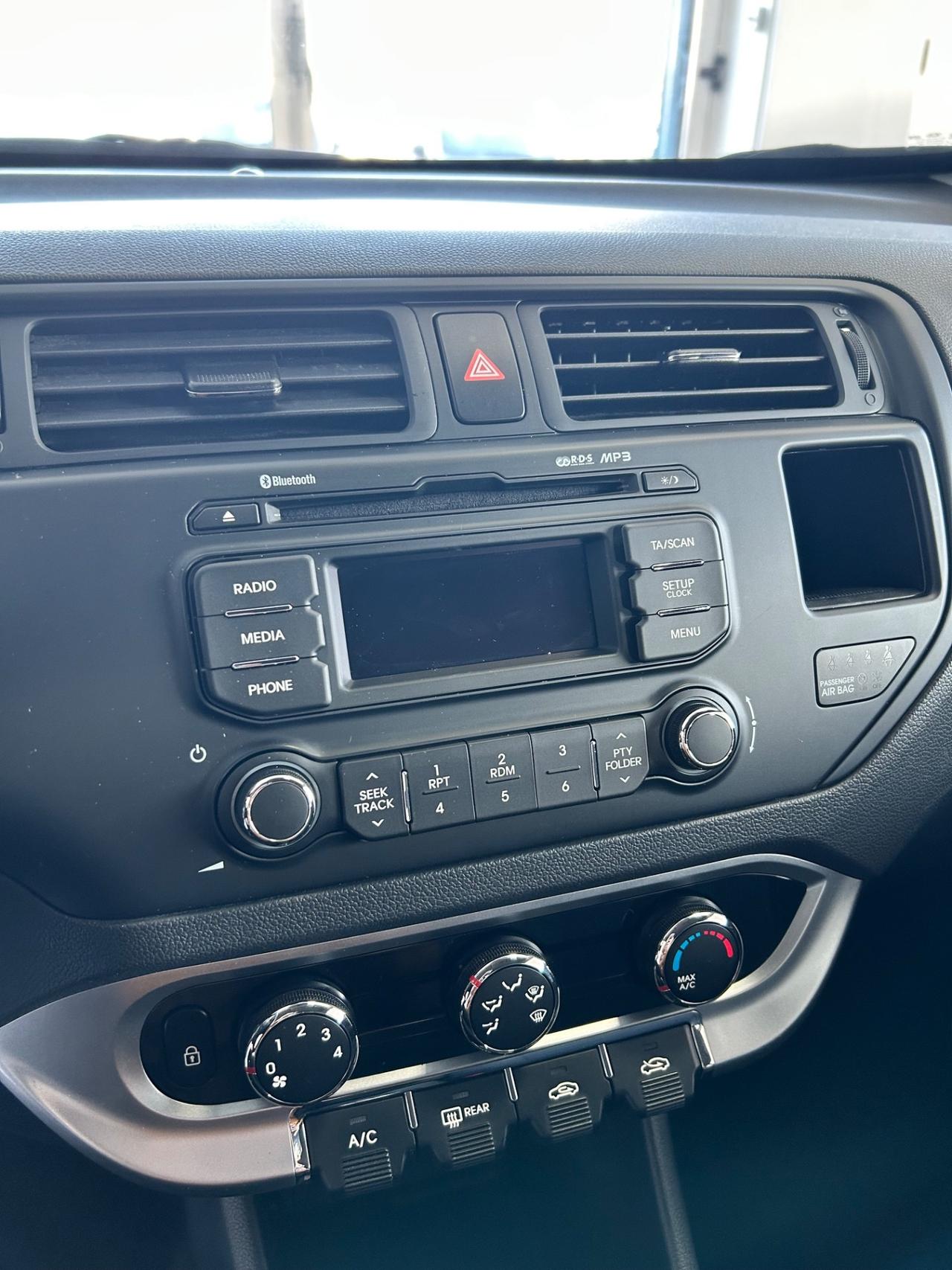 Kia Rio 1.2 GPL X Neopatentati 2014