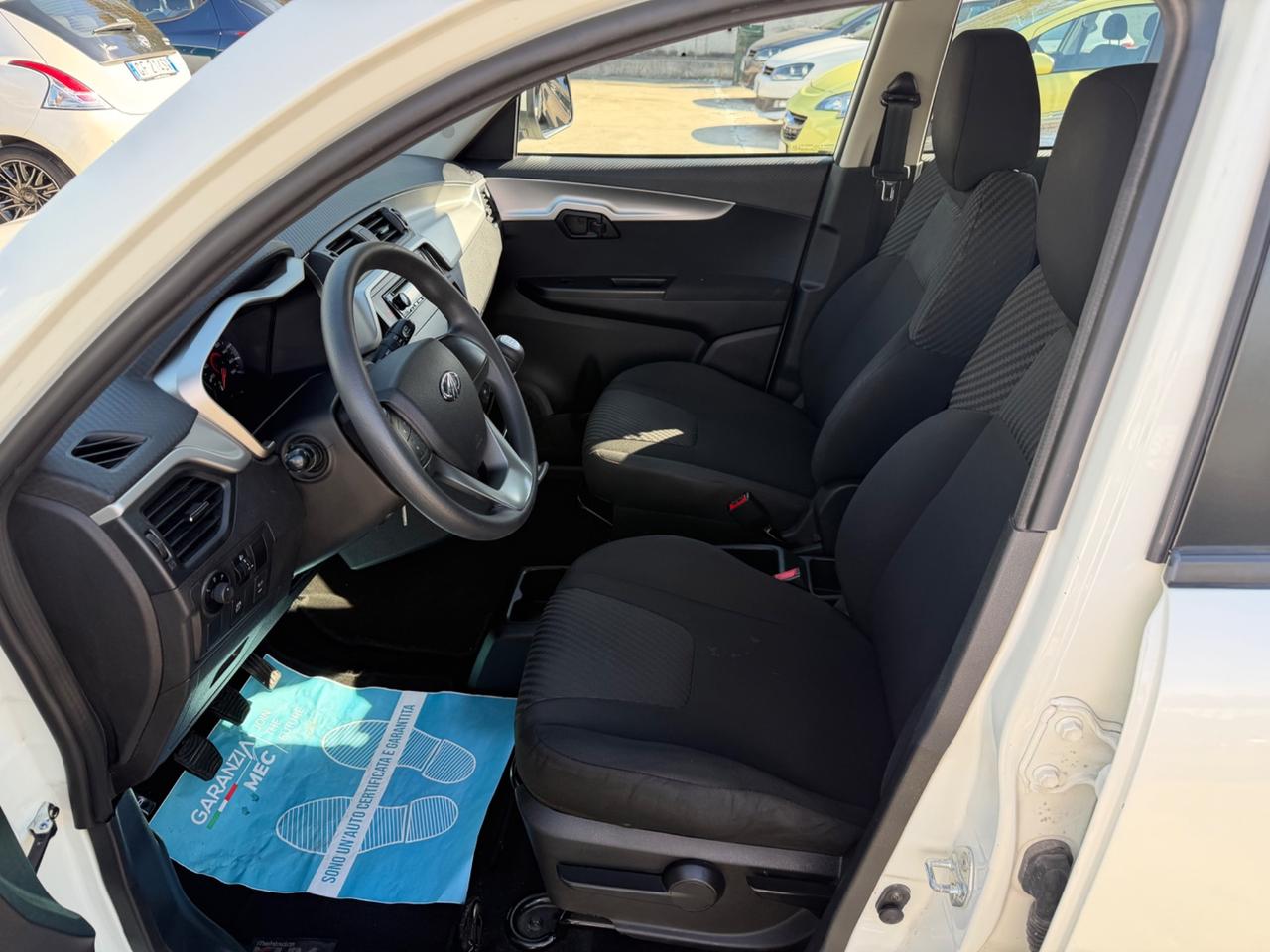 Mahindra KUV100 1.2 VVT 87CV/69.000KM/2023