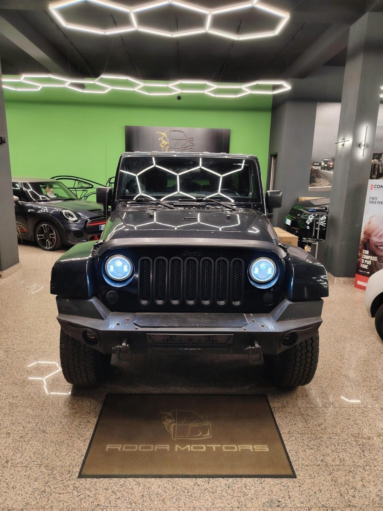 Jeep Wrangler AUTOCARRO Unlimited 2.8 CRD DPF Sahara Auto