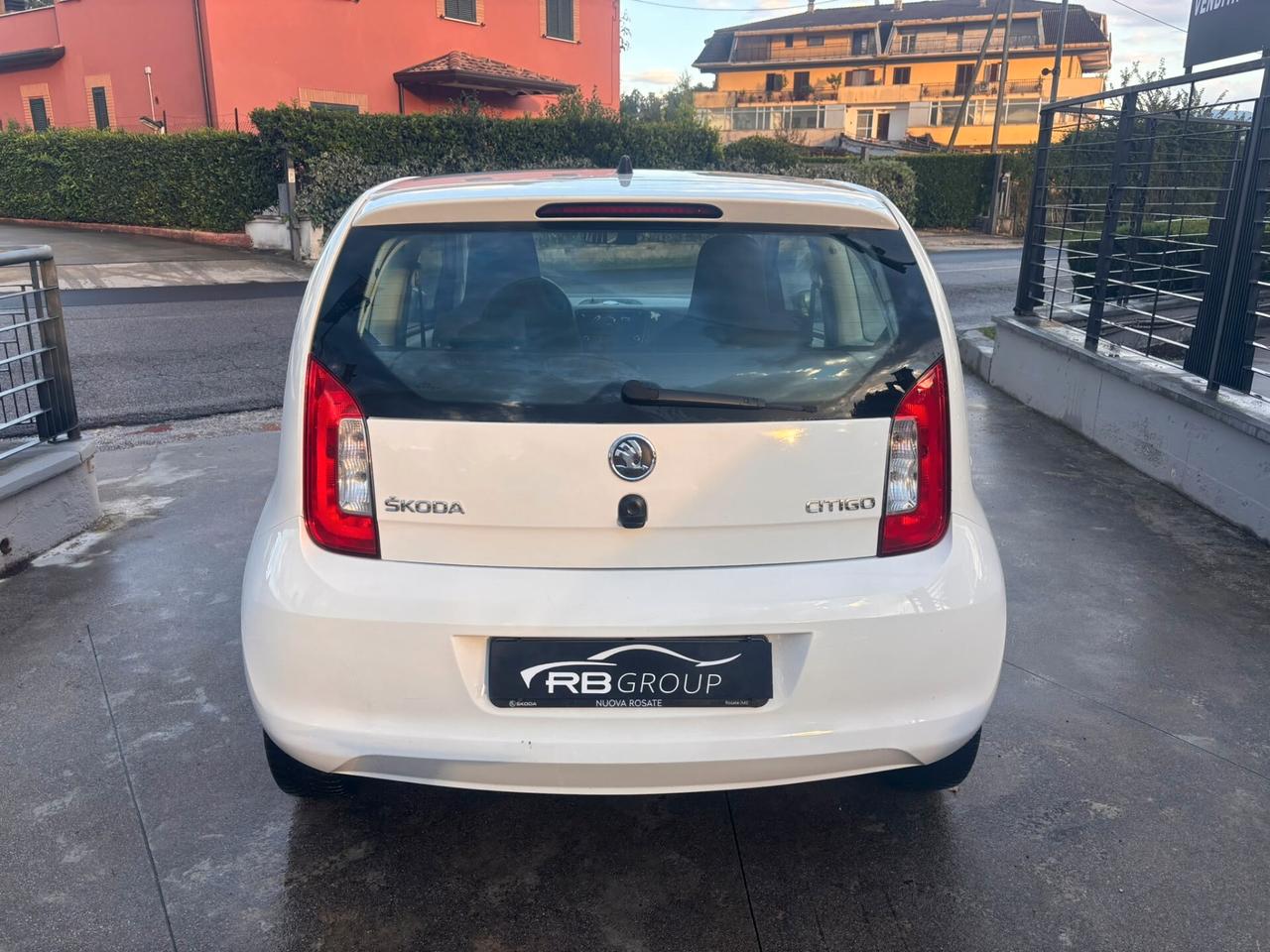 Skoda Citigo 1.0 75 CV ASG 3 porte Ambition
