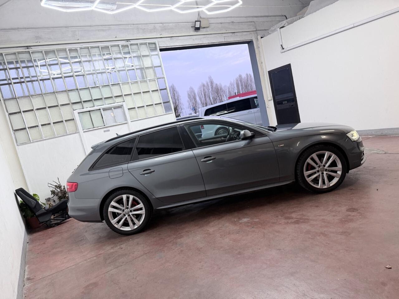 Audi A4 2.0 TDI S-Line multitronic
