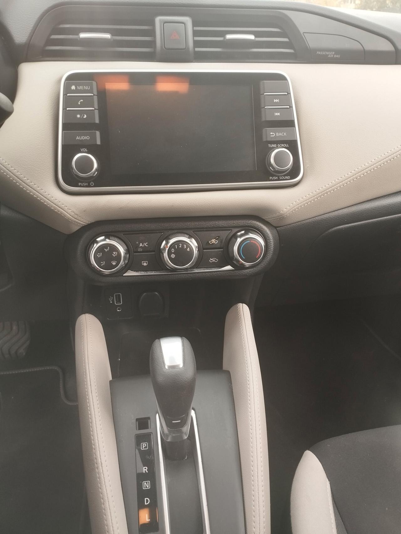 Nissan Micra IG-T 100 Xtronic 5 porte N-Connecta