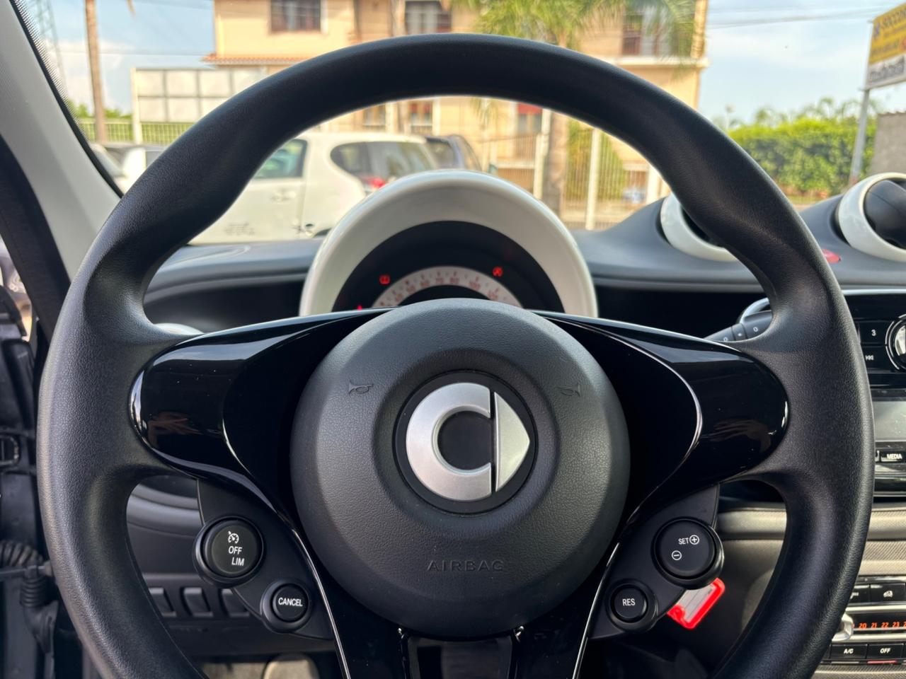 SMART FORFOUR 1.0 70CV AUTOMATIC 60.000KM