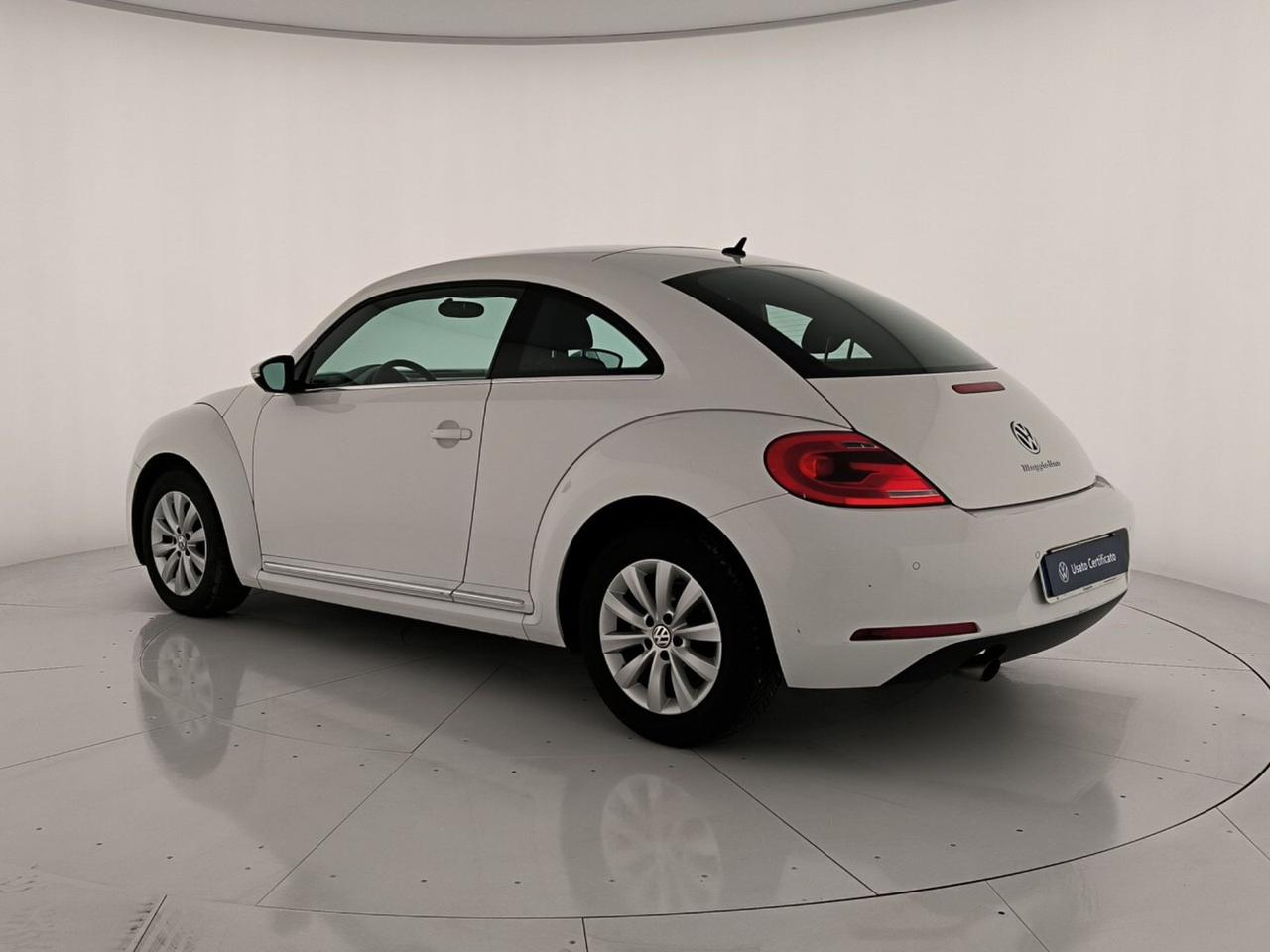 Volkswagen Maggiolino 1.6 tdi design 105cv