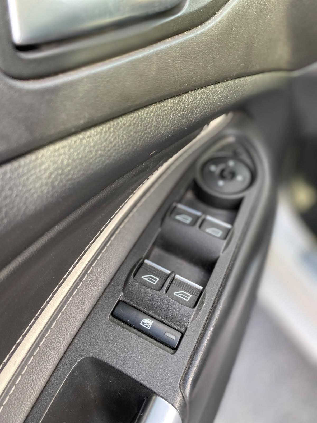 Ford Kuga 2.0 TDCI 180 CV S&S 4WD Powershift Vignale