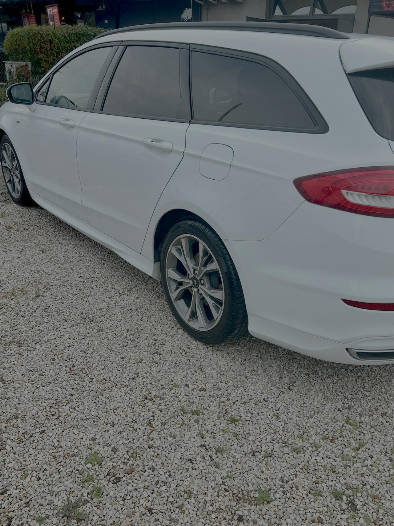 Ford Mondeo 2.0 TDCi 180 CV S&S Powershift AWD 5p. Vignale
