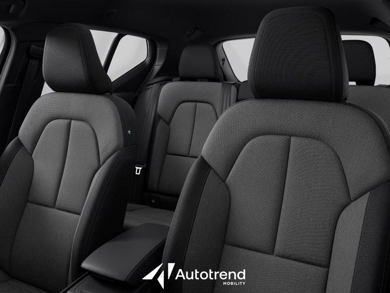 Volvo XC40 B3 163+11 CV Mild Hybrid Automatico Core