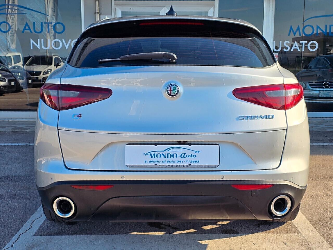 Alfa R. Stelvio 2.2 Turbodiesel 210 CV AT8 Q4 Super 2017