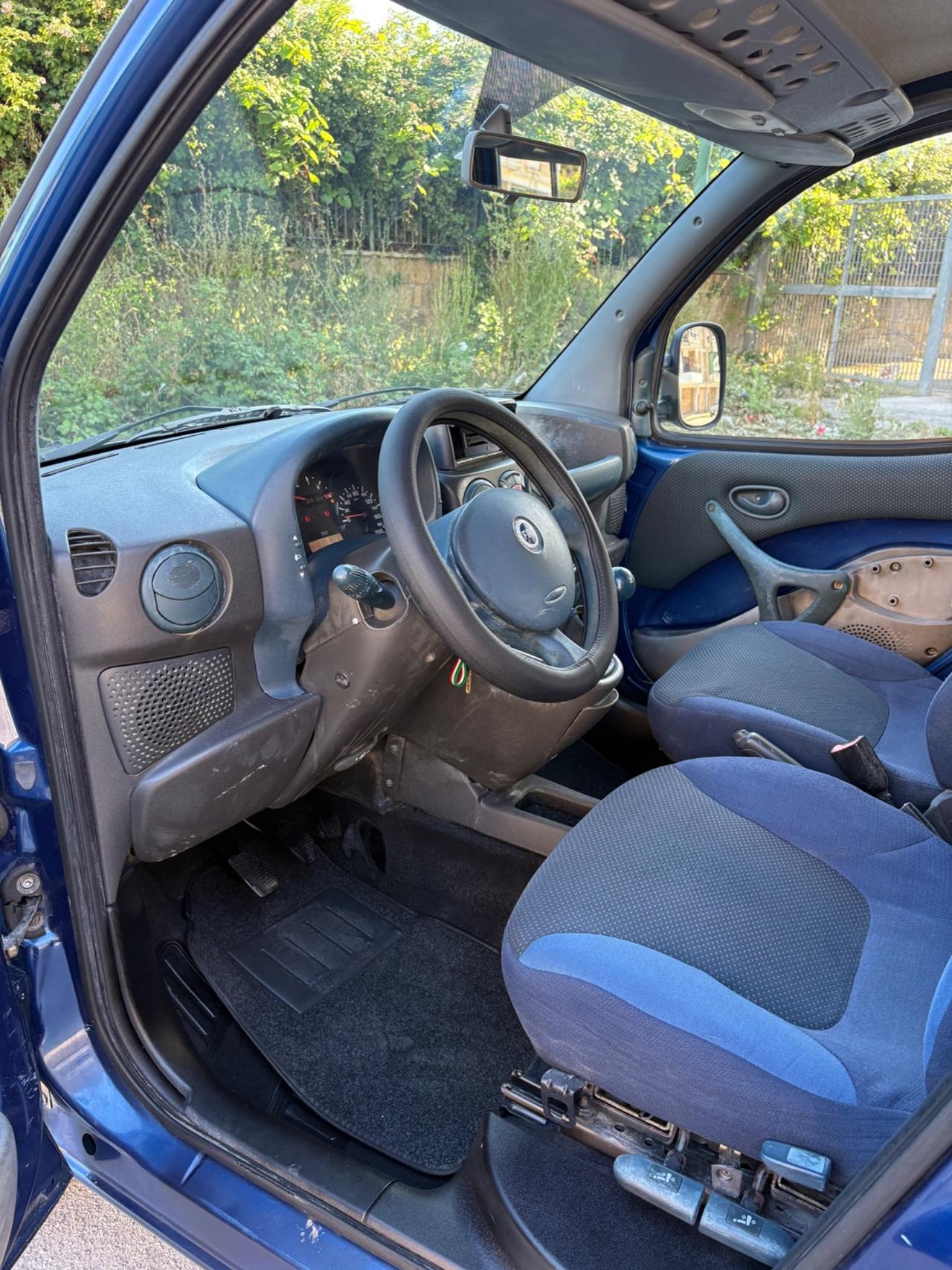 Fiat Doblo 1.9 JTD 180000km vettura 5 posti