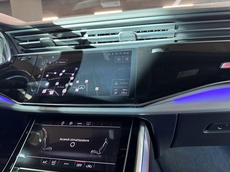 Audi Q8 50 TDI 286cv quattro tiptronic Sport