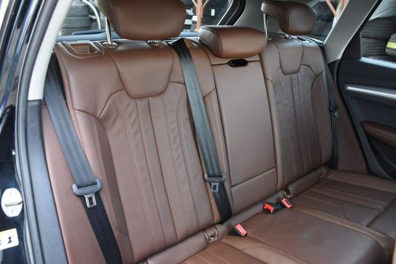 Audi Q5 40 TDI quattro S tronic Business Sport *COCKPIT, PELLE*