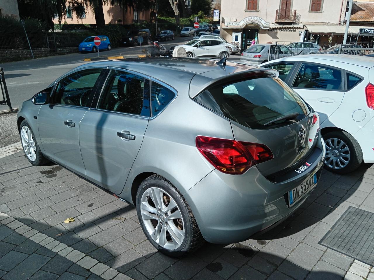 Opel Astra 1.7 CDTI 125CV 5 porte Cosmo