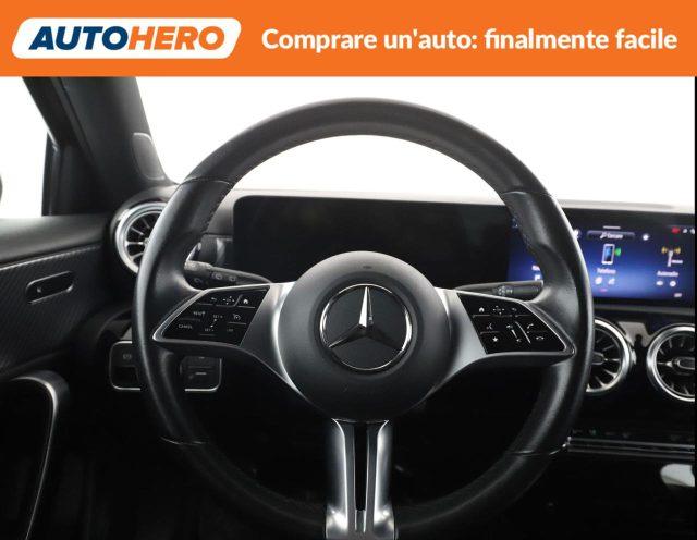 MERCEDES-BENZ A 200 d Automatic Advanced