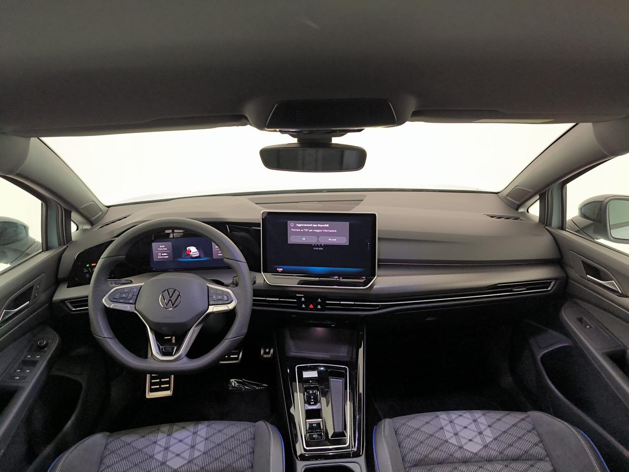 Volkswagen Golf 1.5 etsi r-line plus 150cv dsg