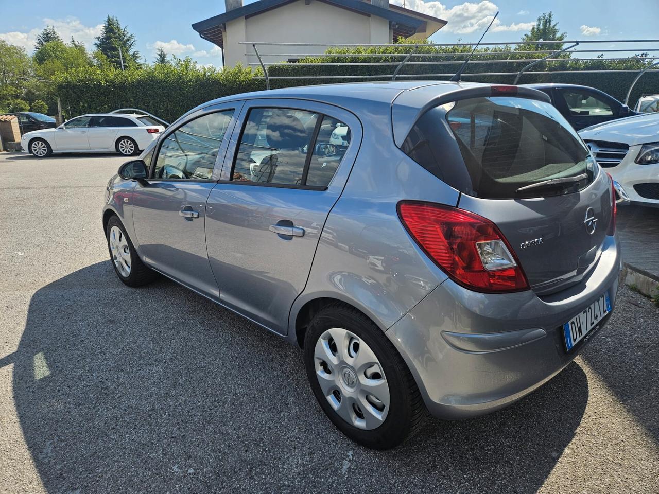 Opel Corsa 1.2 5 porte Club