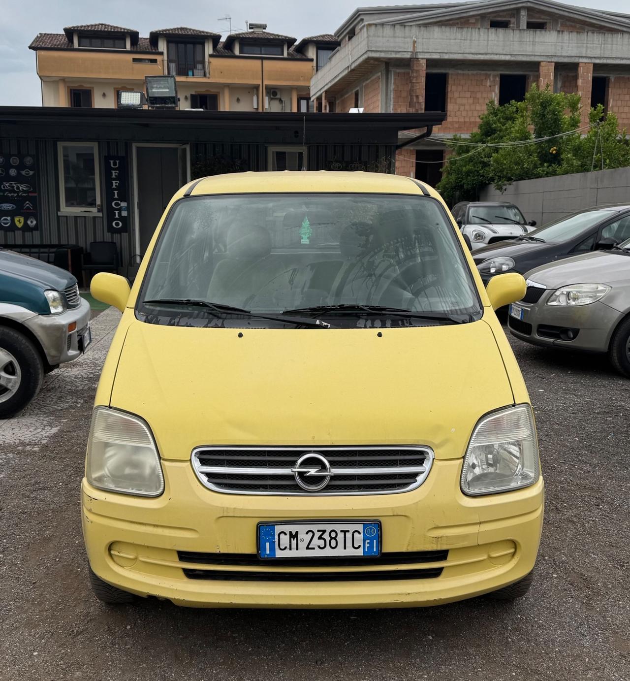 Opel Agila 1.0 12V Edition