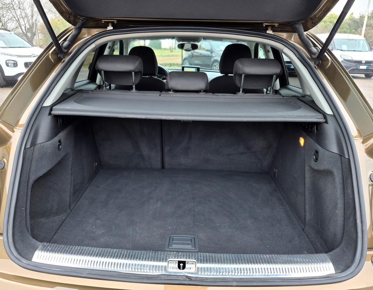 Audi Q3 2.0 TDI 140 CV Advanced S line