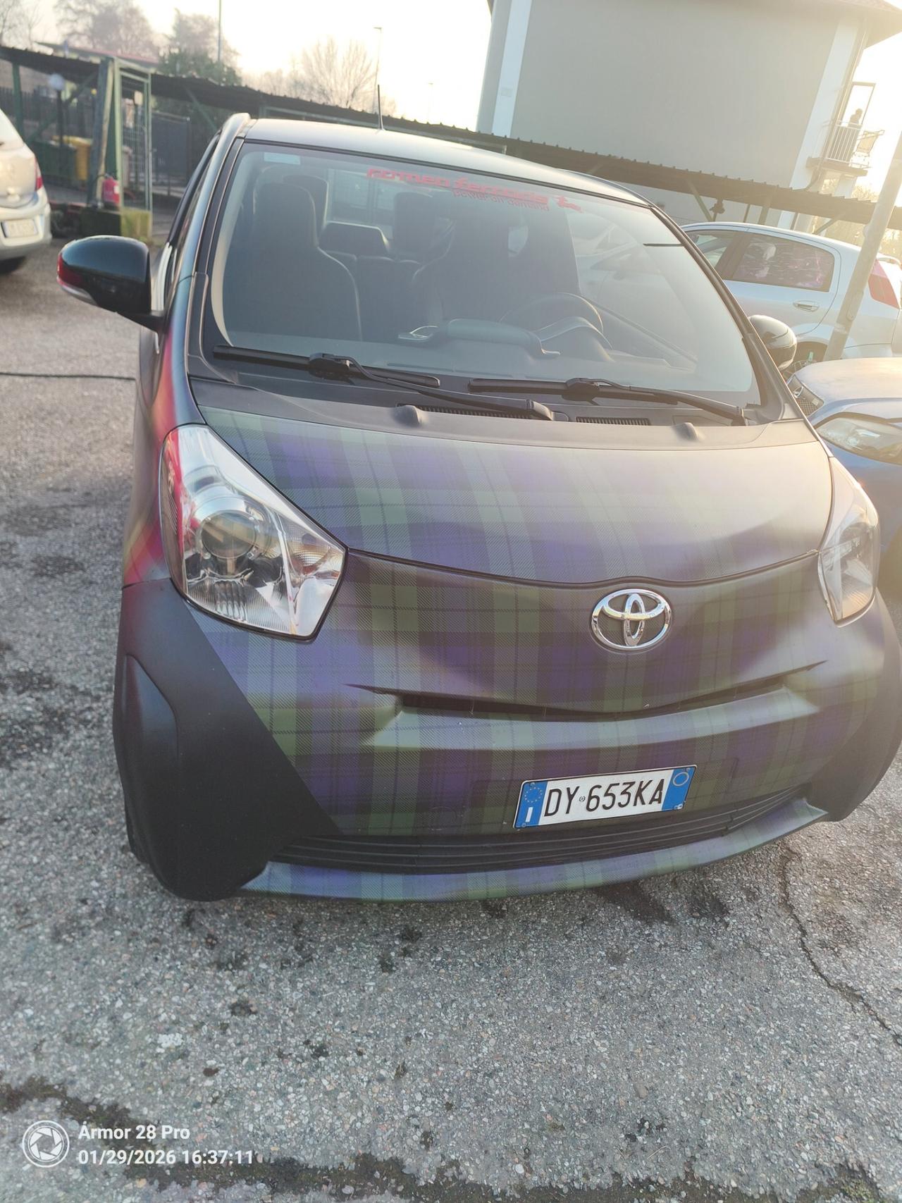 Toyota iQ 1.0