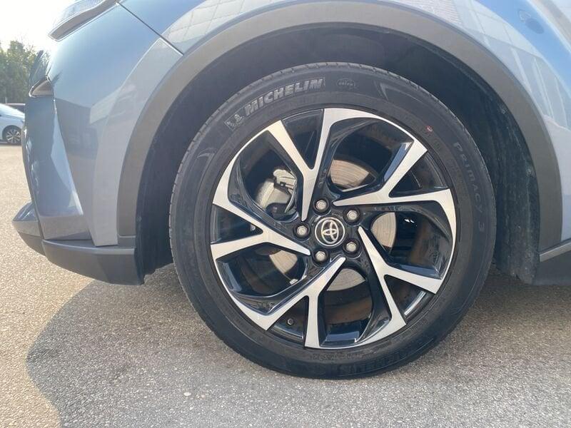 Toyota C-HR 1.8 Hybrid E-CVT Trend