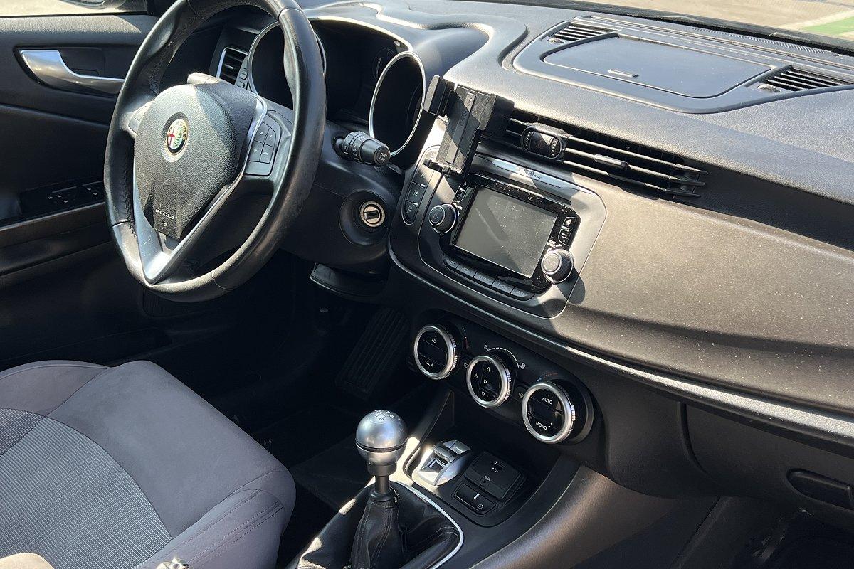 ALFA ROMEO Giulietta 1.6 JTDm-2 105 CV Distinctive