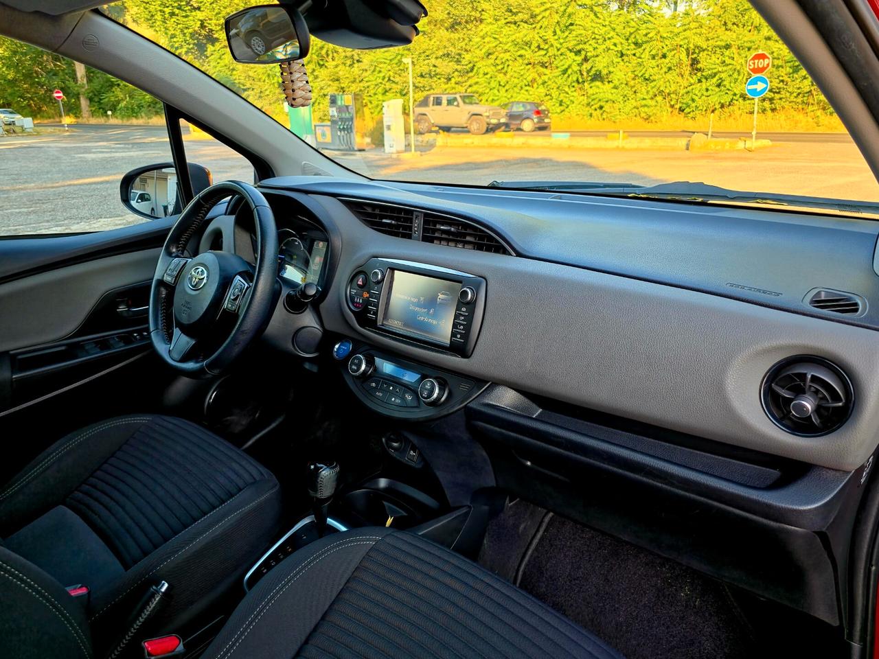 Toyota Yaris 1.5 Hybrid 5 porte Toyota Team 2018 -E6B NEO Automatica