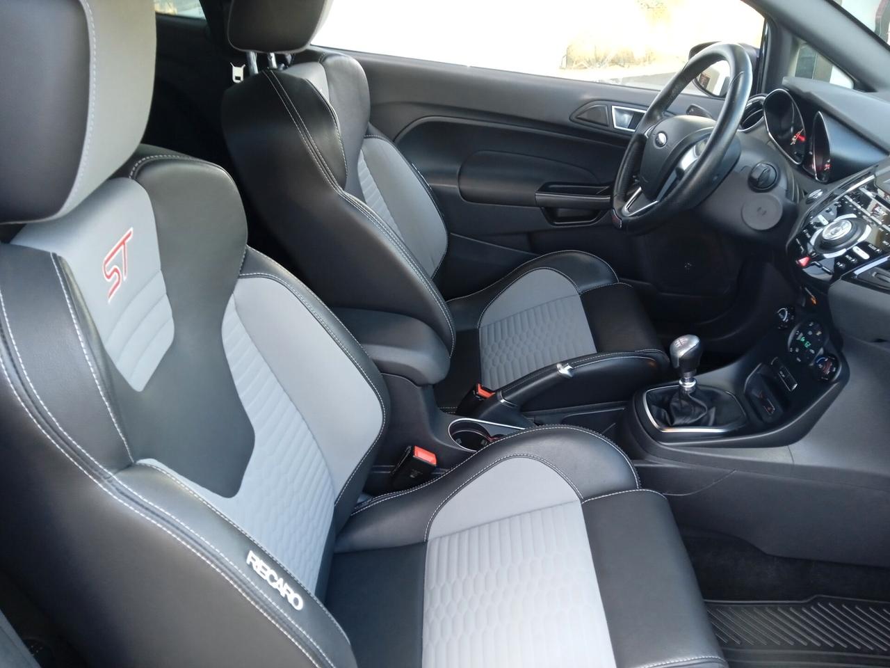 Ford Fiesta ST SPORT PACK 1-2 SENS PARK VETRI SCURI INTERNI PELLE/TESSUTO PRONTA CONSEGNA
