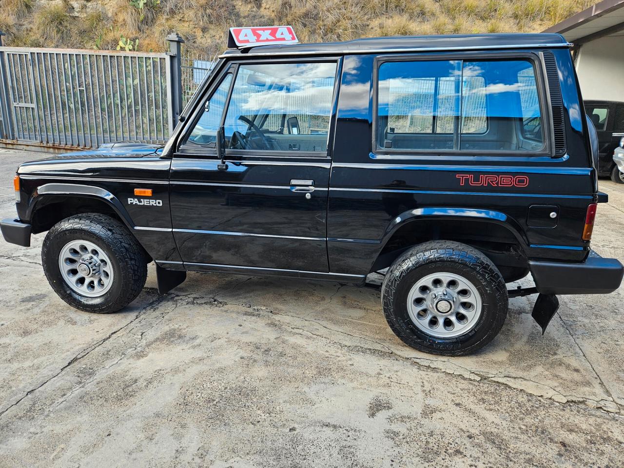 Mitsubishi Pajero 2.5 TD 84cv 3 Porte 1 serie 1987