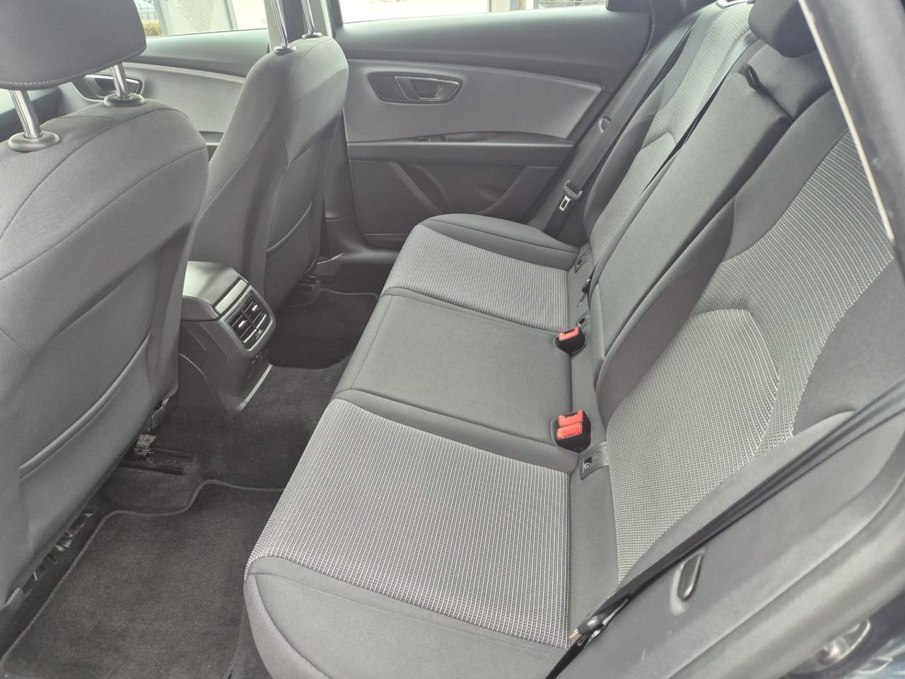 Seat Leon 1.6 TDI 115 CV Style SW E6D--Ok Neopat.!!!