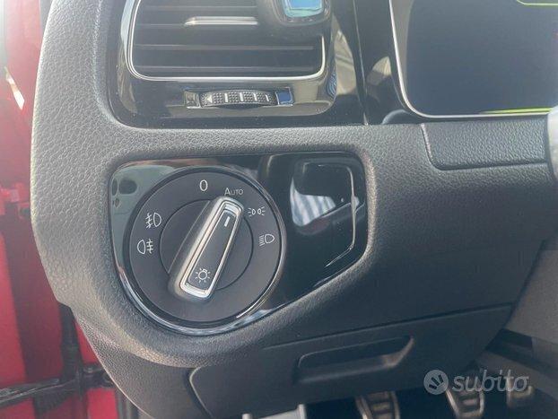 Volkswagen Golf GTI Performance 2.0 245 CV TSI DSG