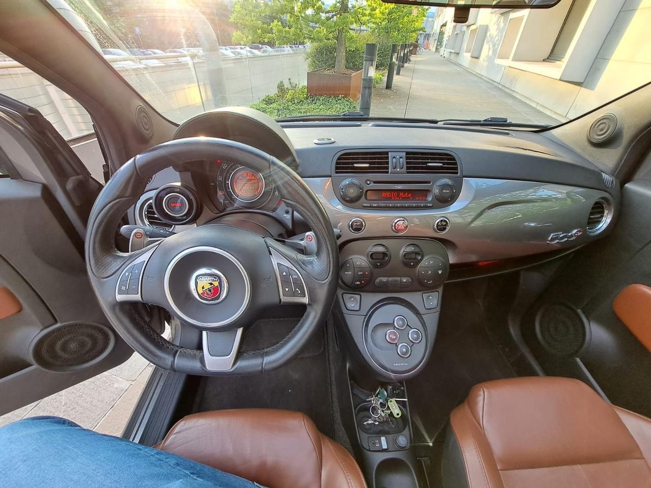 Abarth 500 C 1.4 Turbo T-Jet MTA