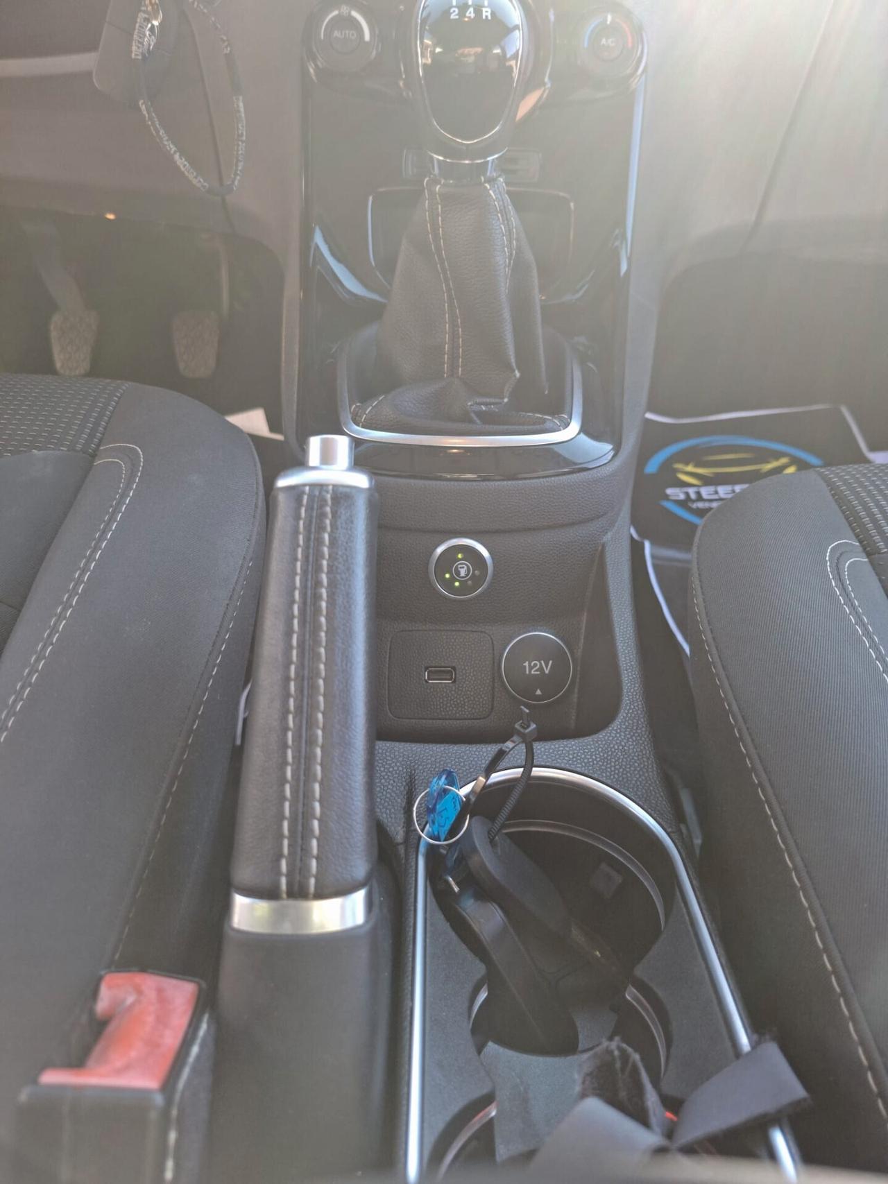 Ford Fiesta 1.4 5 porte Bz.- GPL Black & White Edition