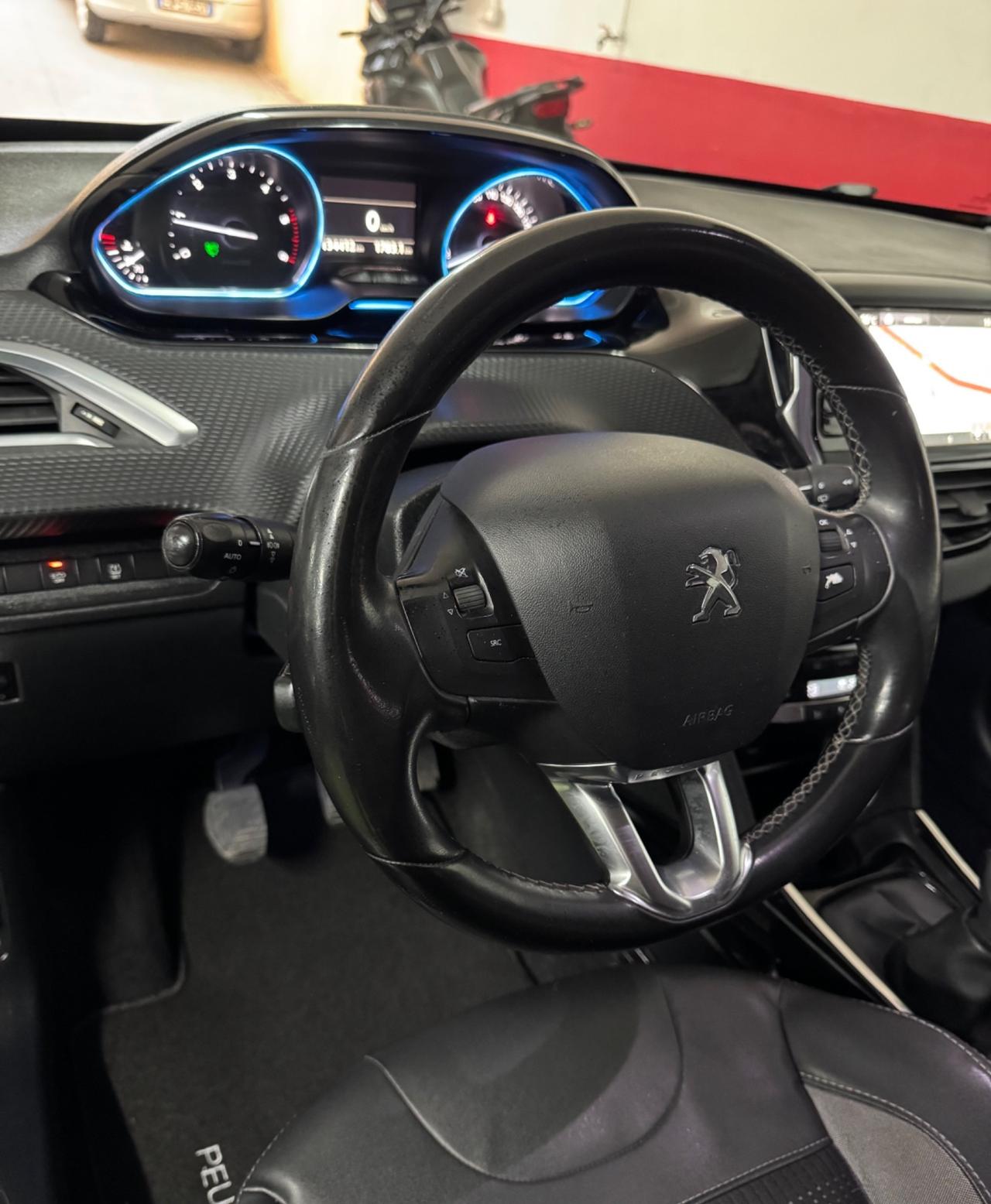 Peugeot 2008 1.6 e-HDi 92 CV Allestimento Allure top di gamma